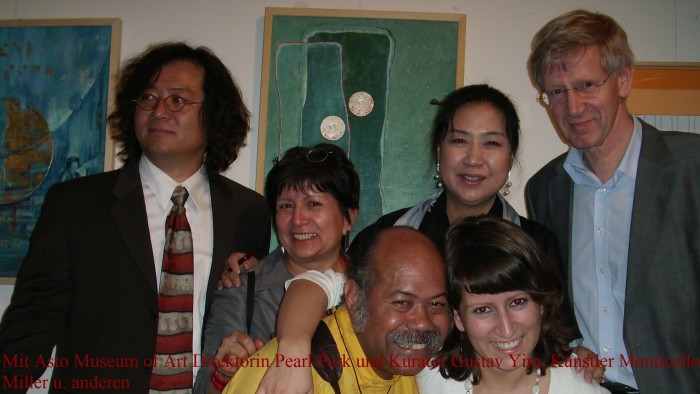 Con Pearl Park, Directora del Asto Museo de arte, Curador Gustav Yim y Monticello Miller, Artista(+) entre otros.